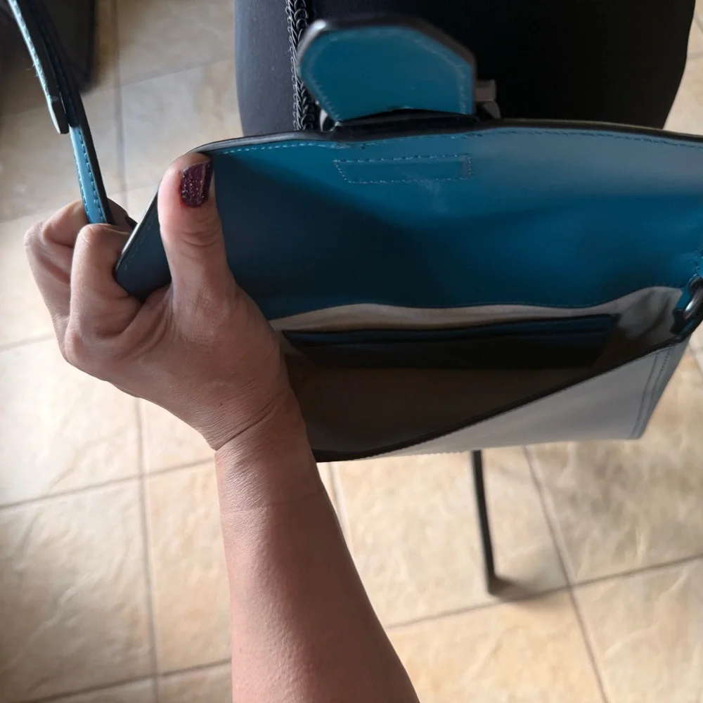 Etienne Aigner Teal Crossbody Bag - Picture 5 of 7